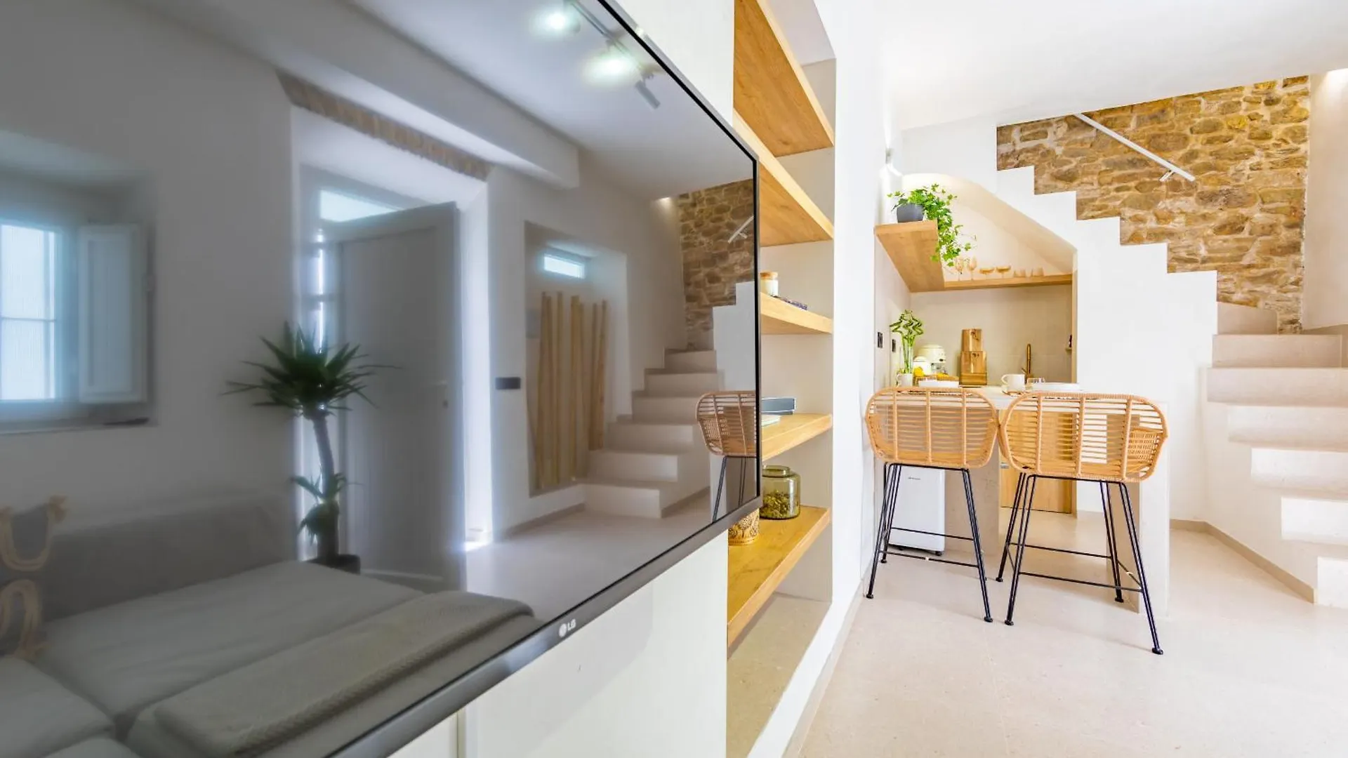 Carioca Kiwi House - Centro Historico Apartment Tarifa 0*,  Spain